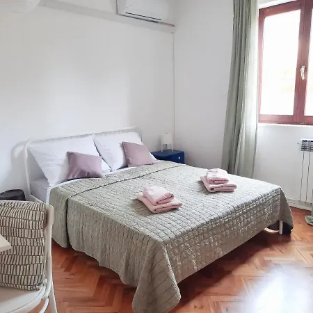Nino In Apartment