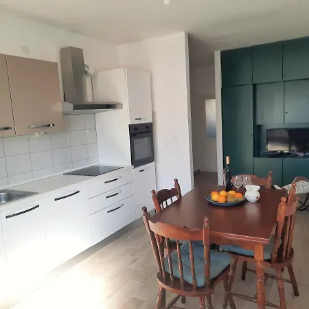 Apartment Nino In